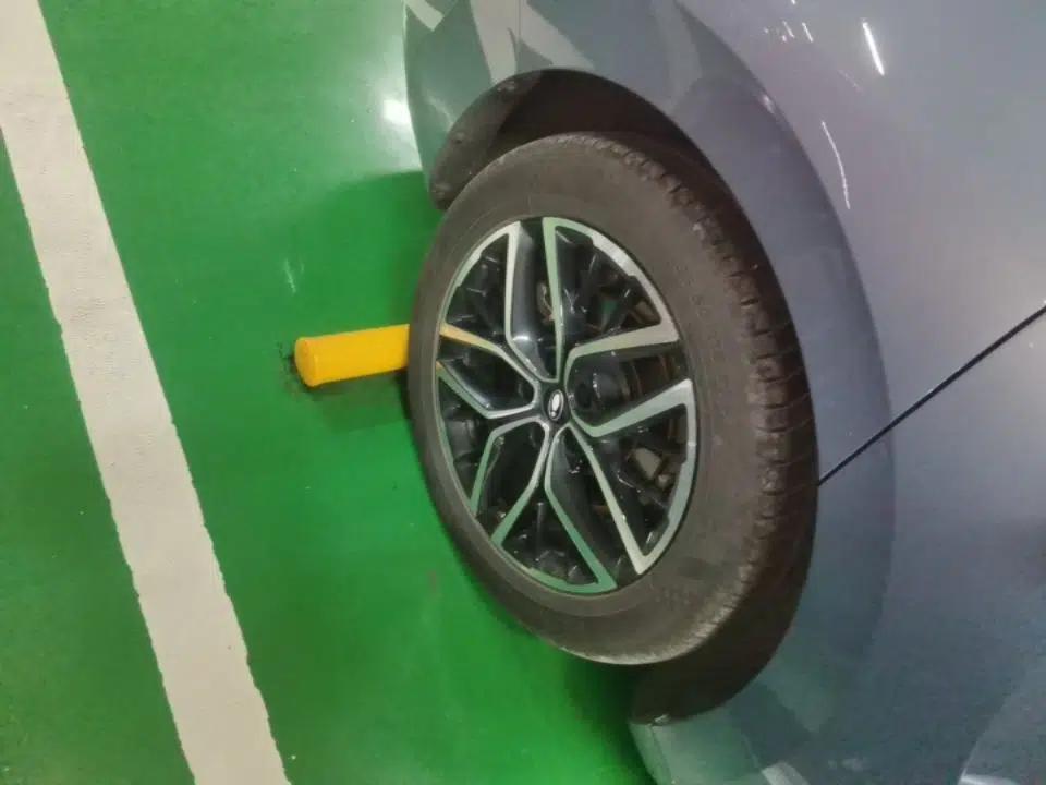 ORA Lightning Cat 2022 555 km Luxury Edition — миниатюра 11