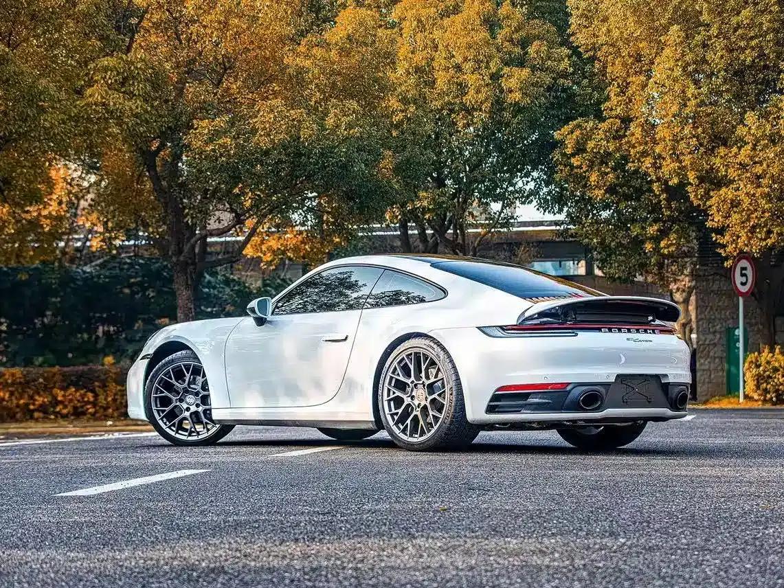 2023 Porsche 911 Carrera 3.0T — миниатюра 3