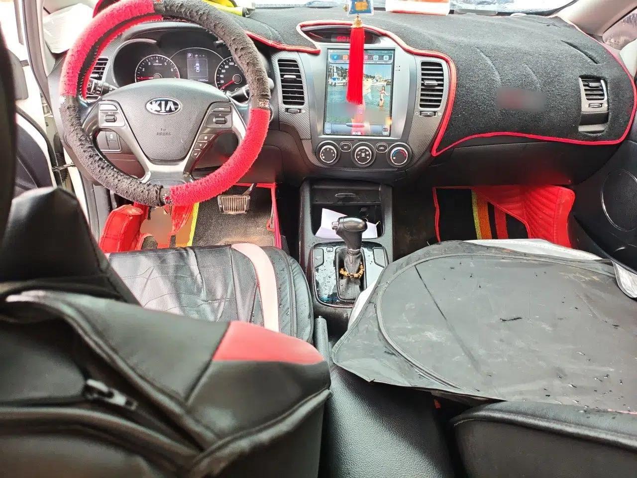 Kia K3 2016 1.6L Automatic GLS — миниатюра 9