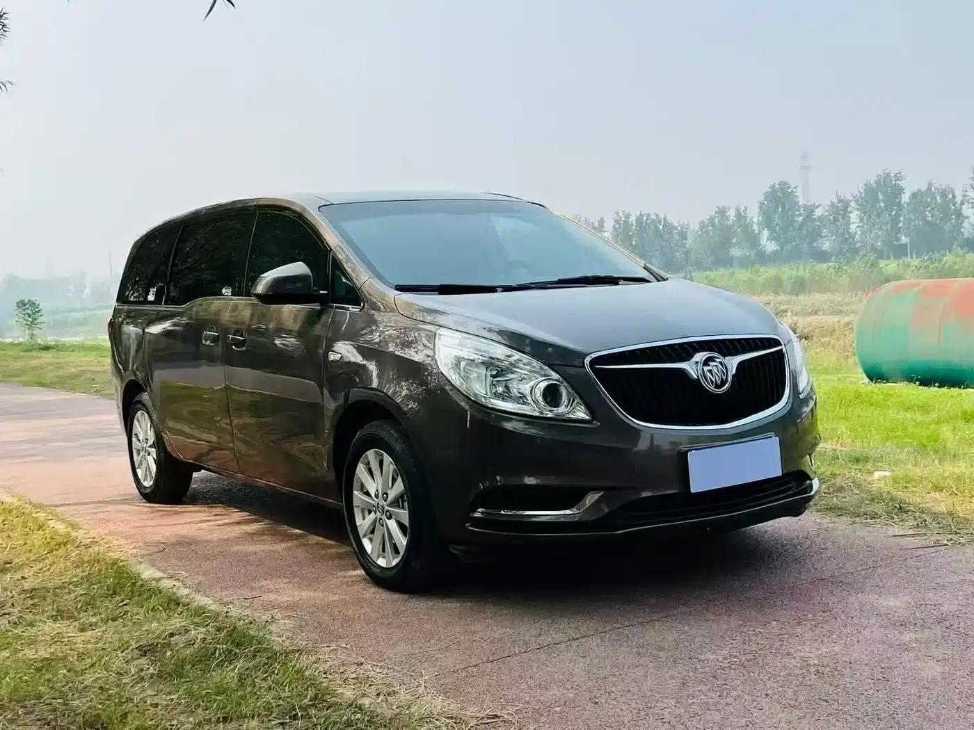 Buick GL8 2017 25S Comfort Model (National V Emission Standard) — миниатюра 3
