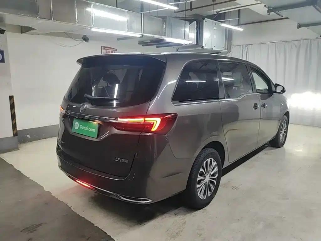 Buick GL8 2022 Land Business Class 652T Comfort — миниатюра 7