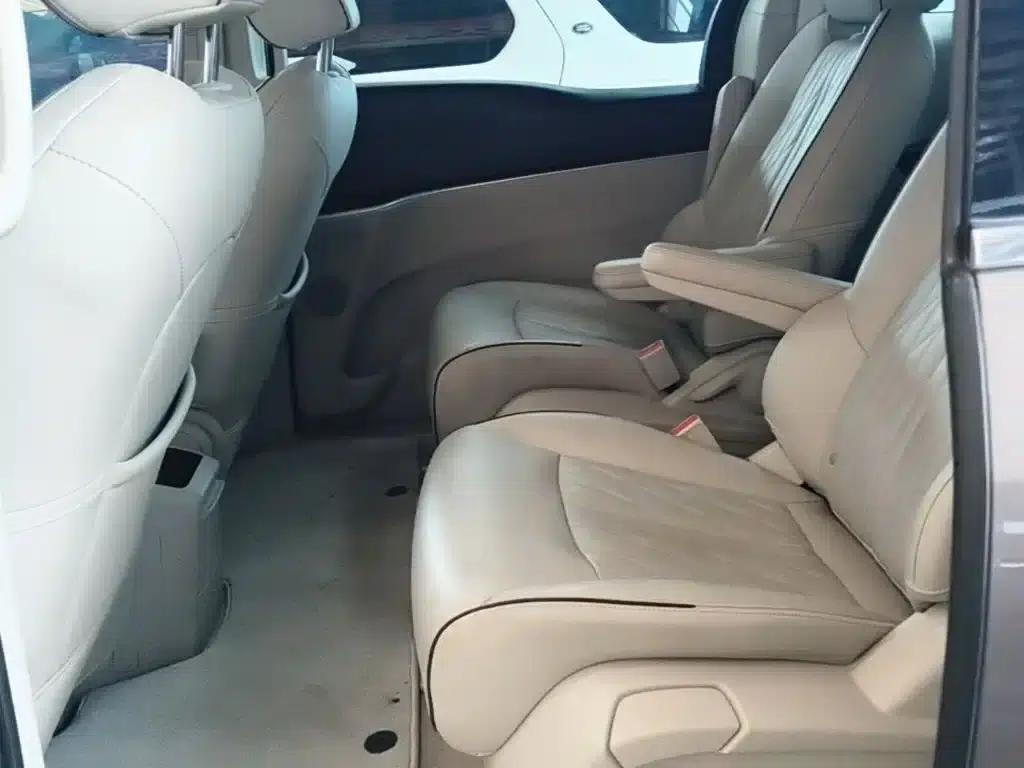 Buick GL8 2022 Land Business Class 652T Luxury — миниатюра 17
