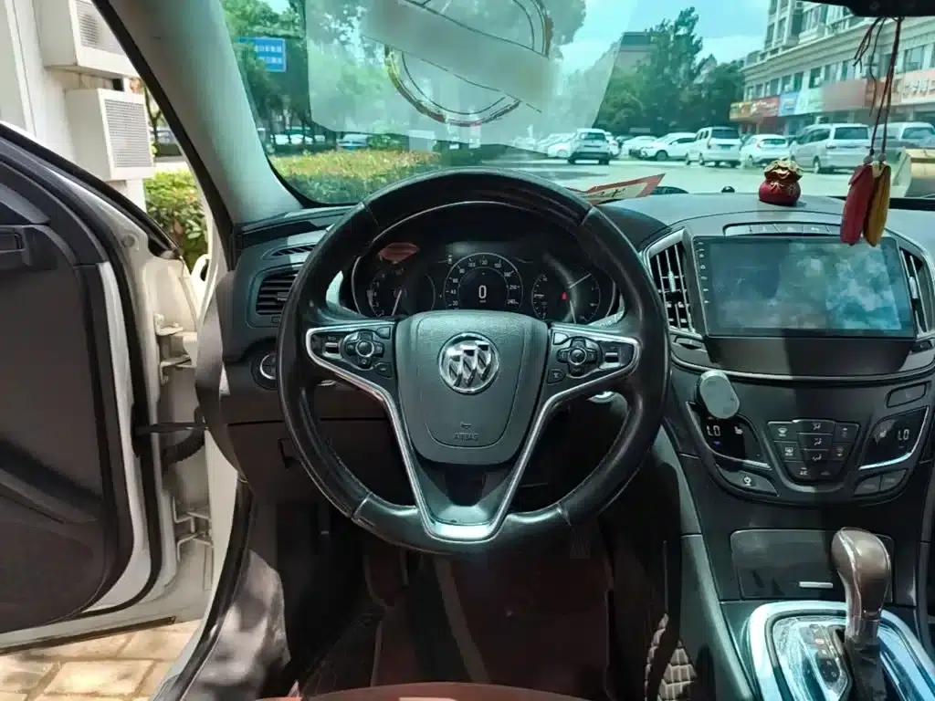 Buick Regal 2015 1.6T Elite Technology Edition — миниатюра 11