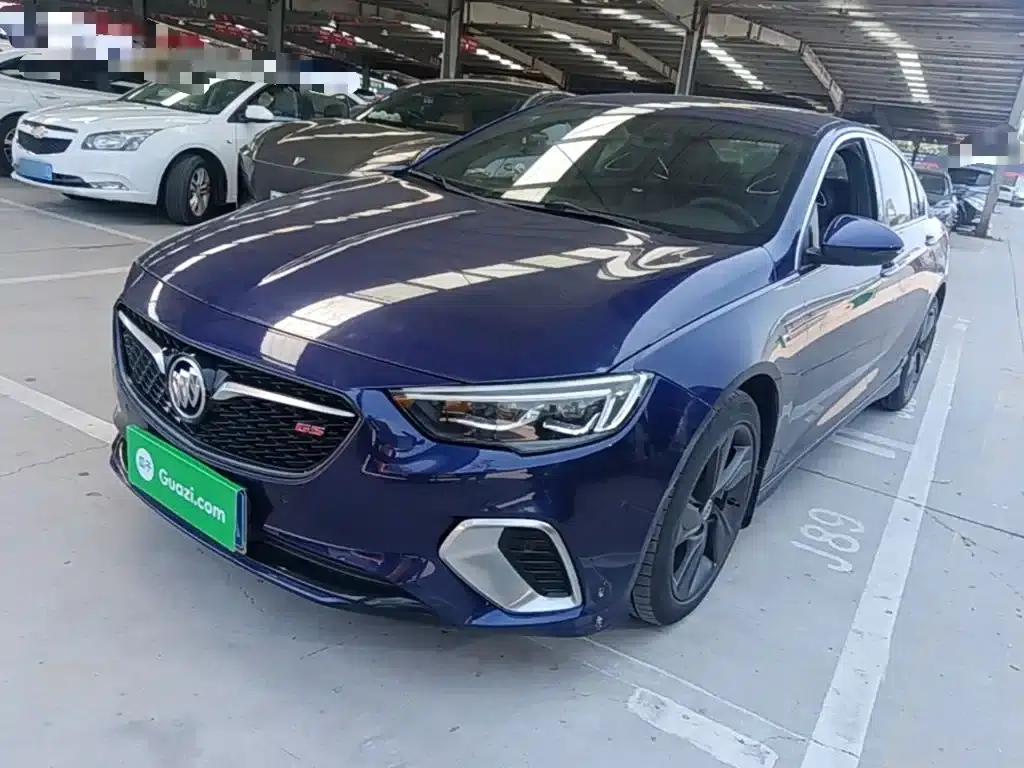 Buick Regal 2017 GS 28T Luxury — миниатюра 2
