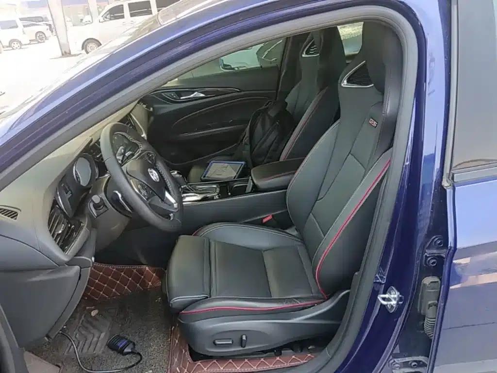 Buick Regal 2017 GS 28T Luxury — миниатюра 15