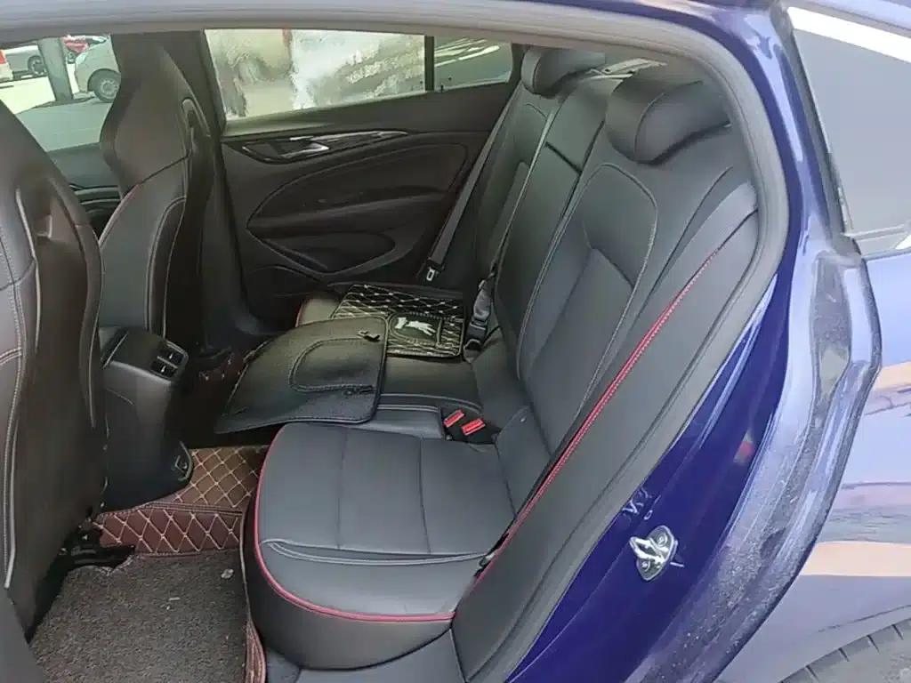 Buick Regal 2017 GS 28T Luxury — миниатюра 17