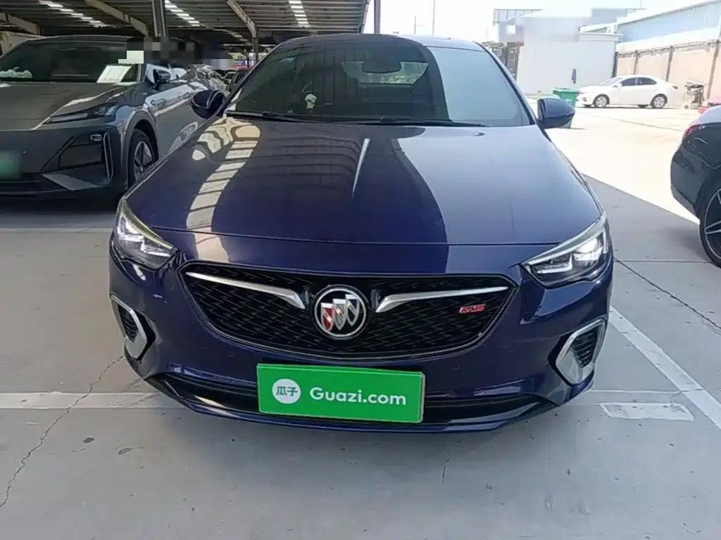 Buick Regal 2017 GS 28T Luxury — миниатюра 3