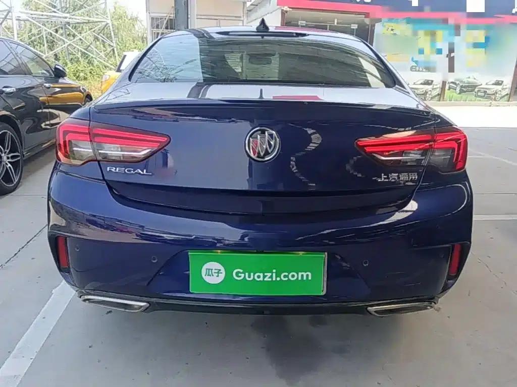 Buick Regal 2017 GS 28T Luxury — миниатюра 6