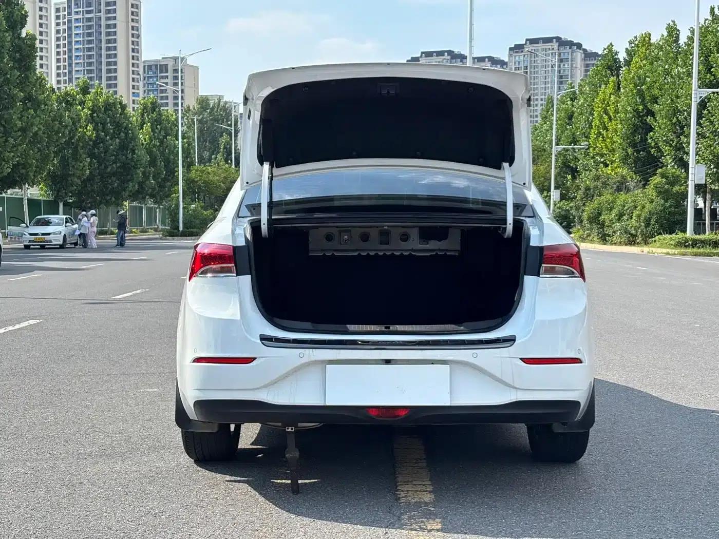 Buick Excelle 2021 1.3T Automatic Mild Hybrid Elite — миниатюра 15