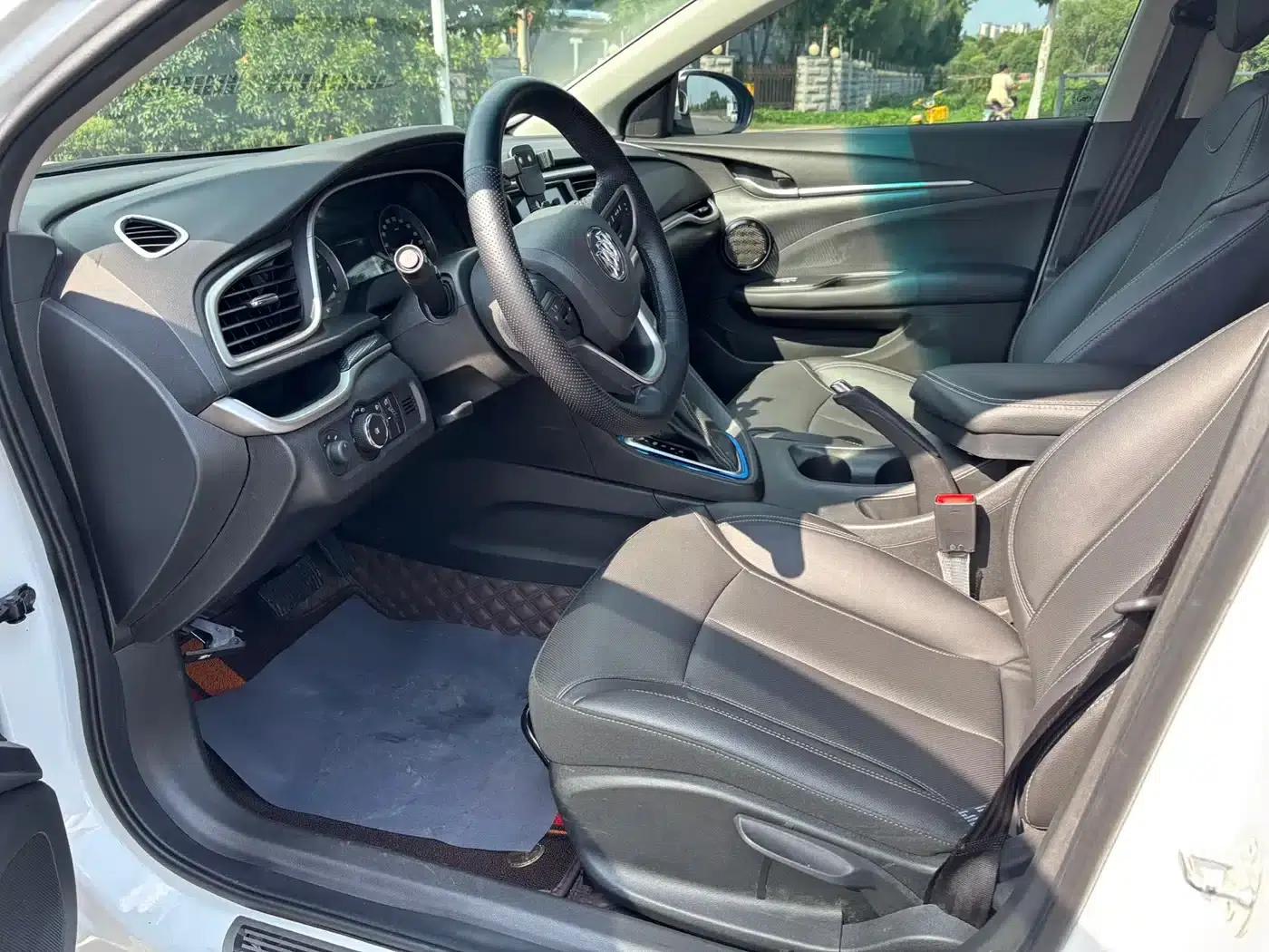Buick Excelle 2021 1.3T Automatic Mild Hybrid Elite — миниатюра 6