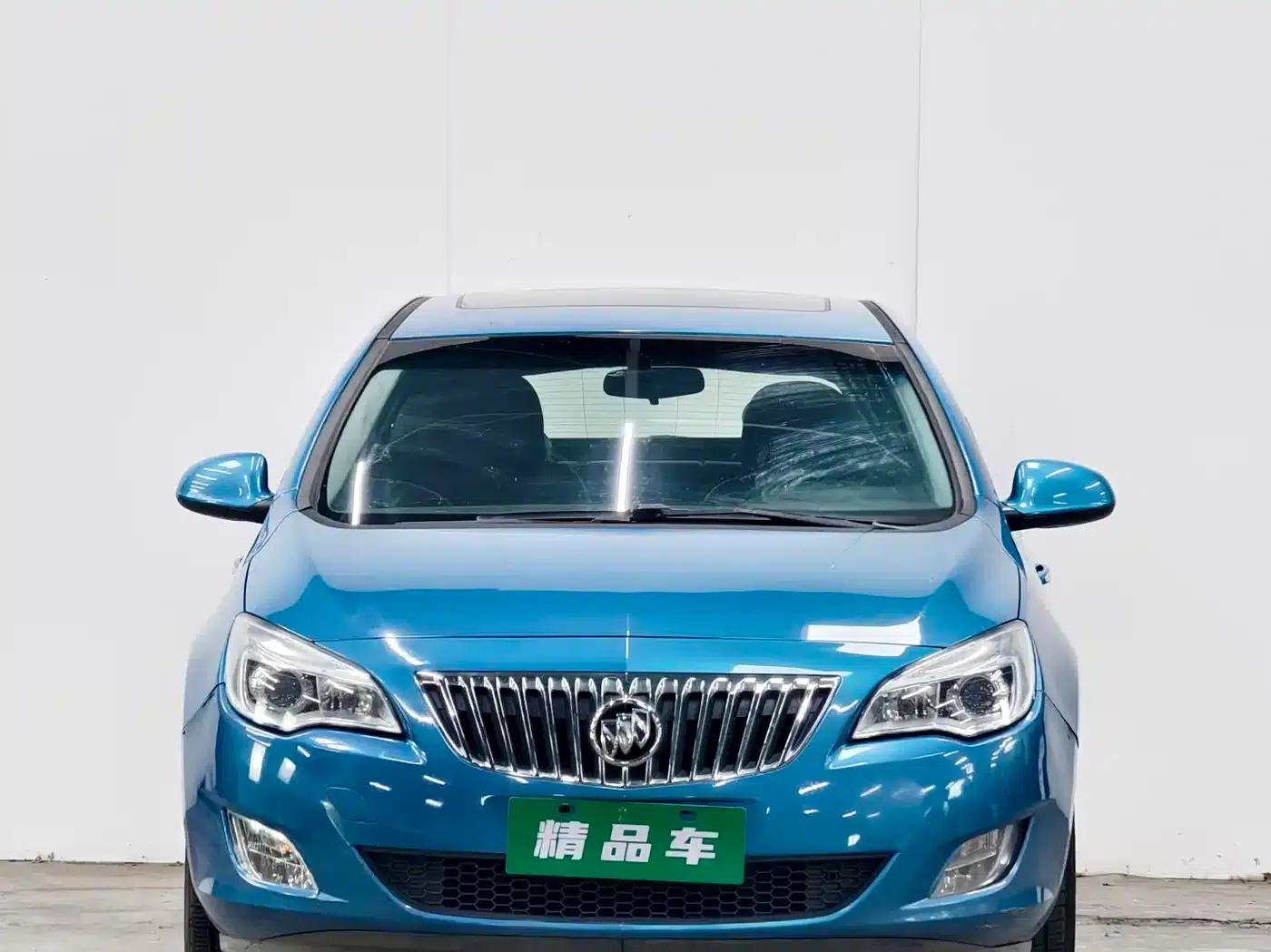 Buick Excelle XT 1.6L Automatic Fashion Edition 2014 — миниатюра 2
