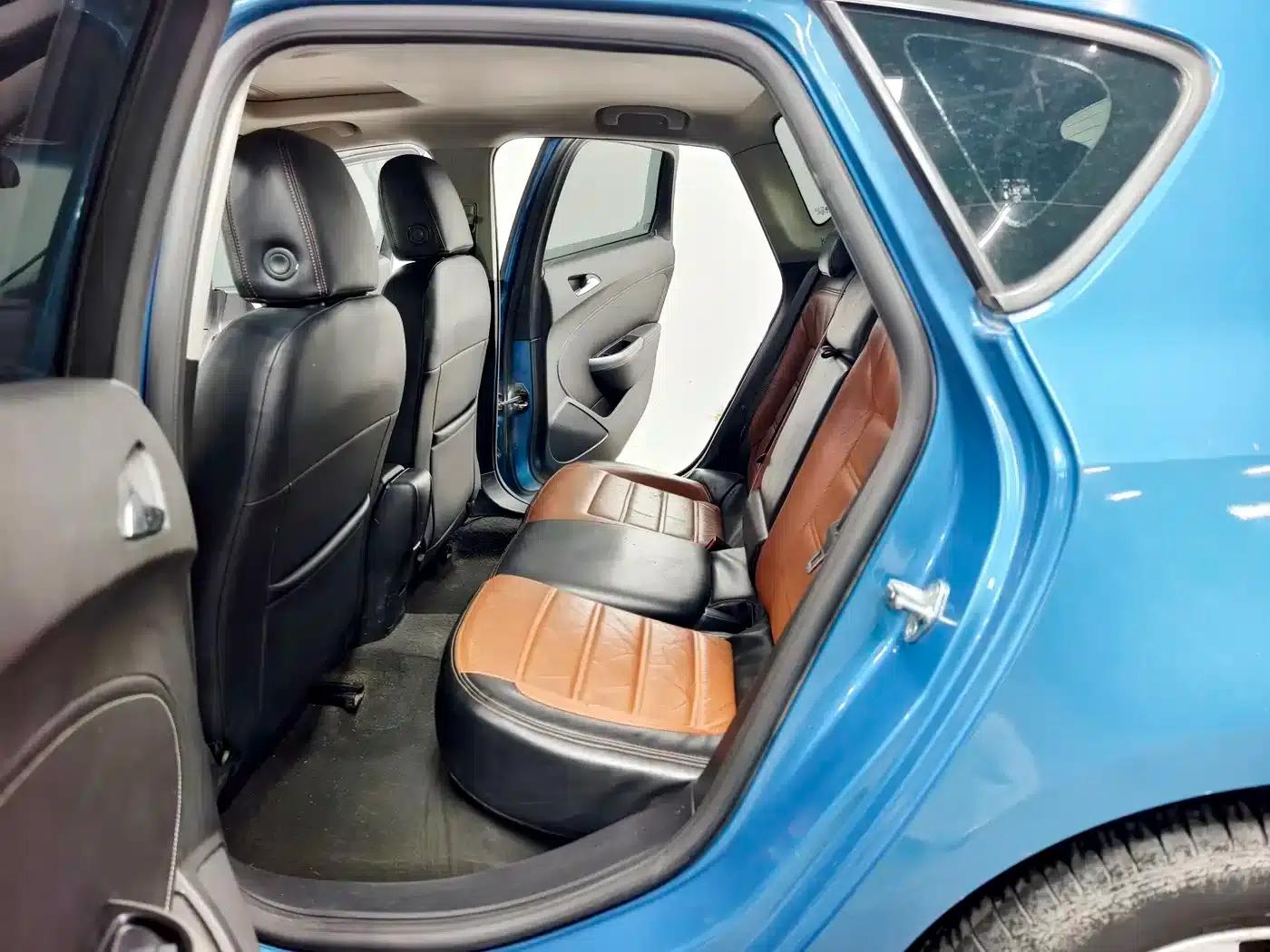 Buick Excelle XT 1.6L Automatic Fashion Edition 2014 — миниатюра 13