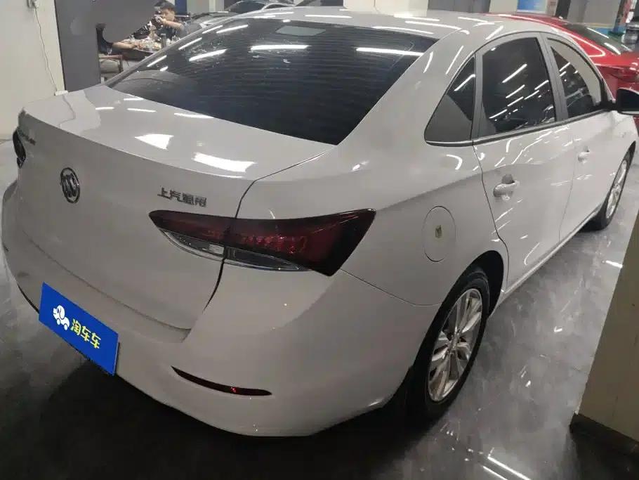 Buick Excelle 2021 Facelift Classic 1.5L Automatic Elite — миниатюра 3