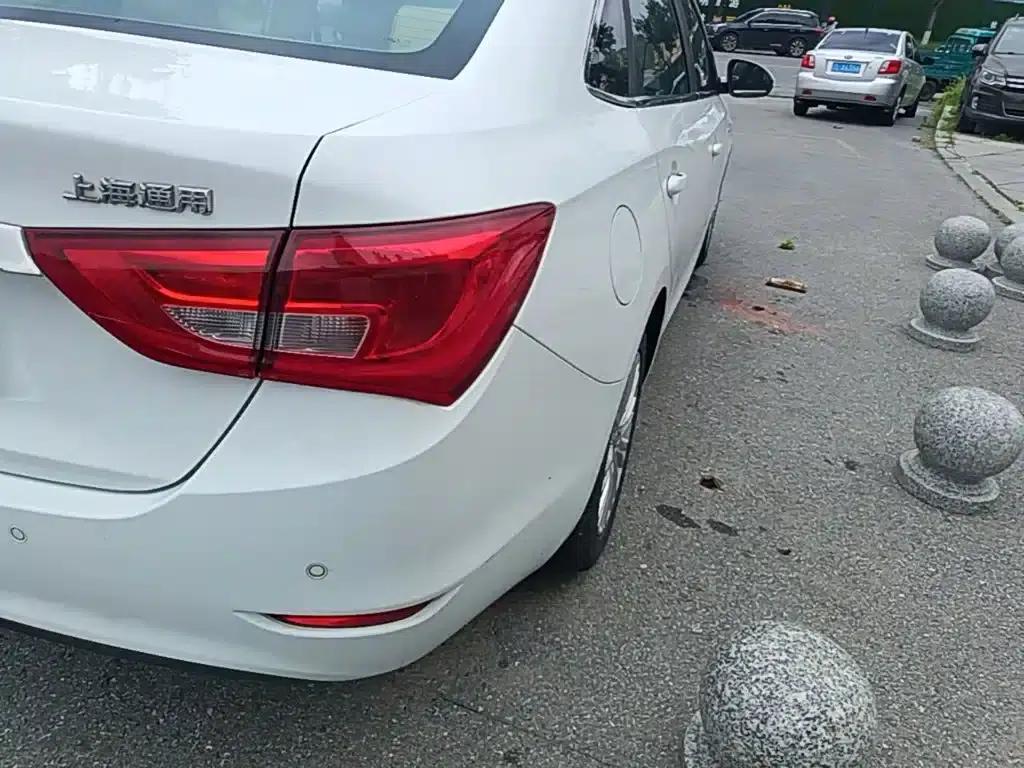 Buick Excelle 2015 15N Automatic Elite — миниатюра 8