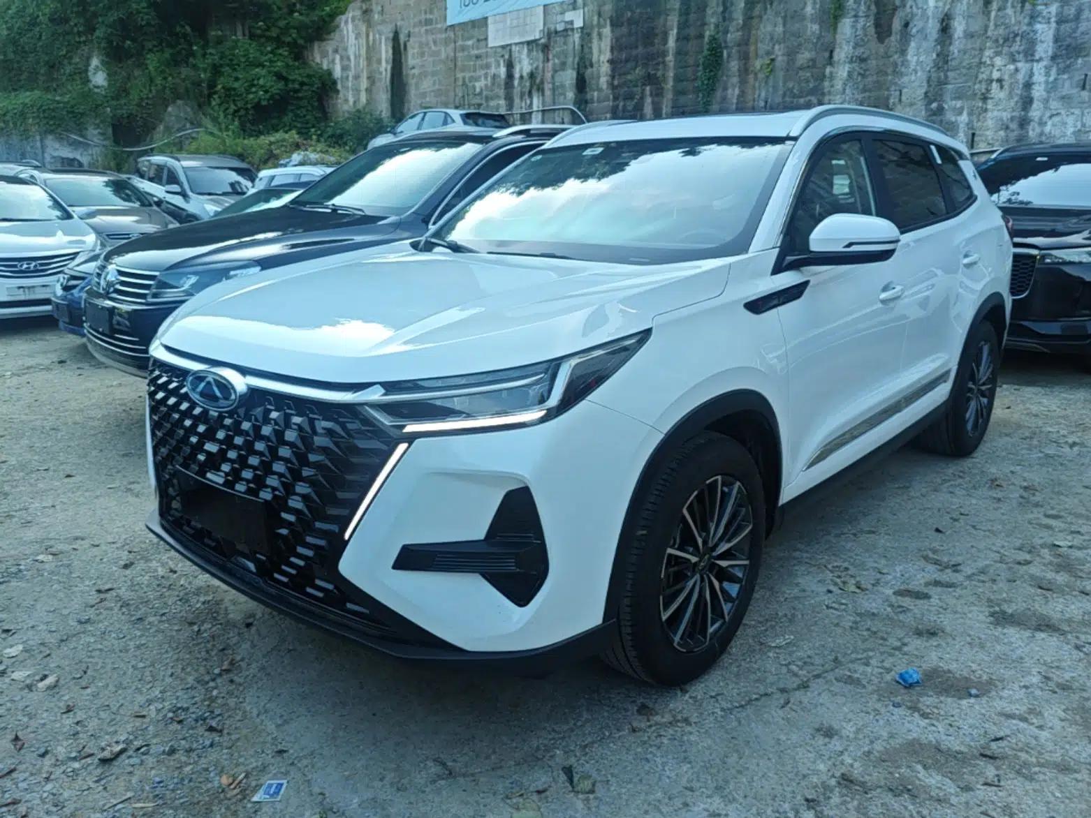 Chery Tiggo 8 PRO 2025 290T Two-Wheel-Drive Luxury Edition — миниатюра 1