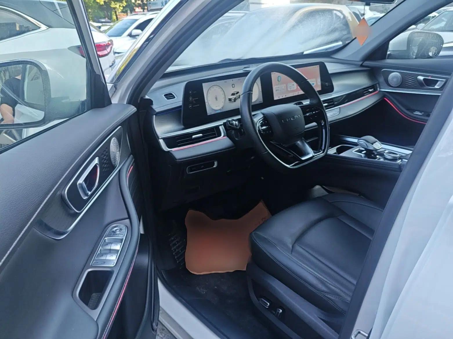 Chery Tiggo 8 PRO 2025 290T Two-Wheel-Drive Luxury Edition — миниатюра 18