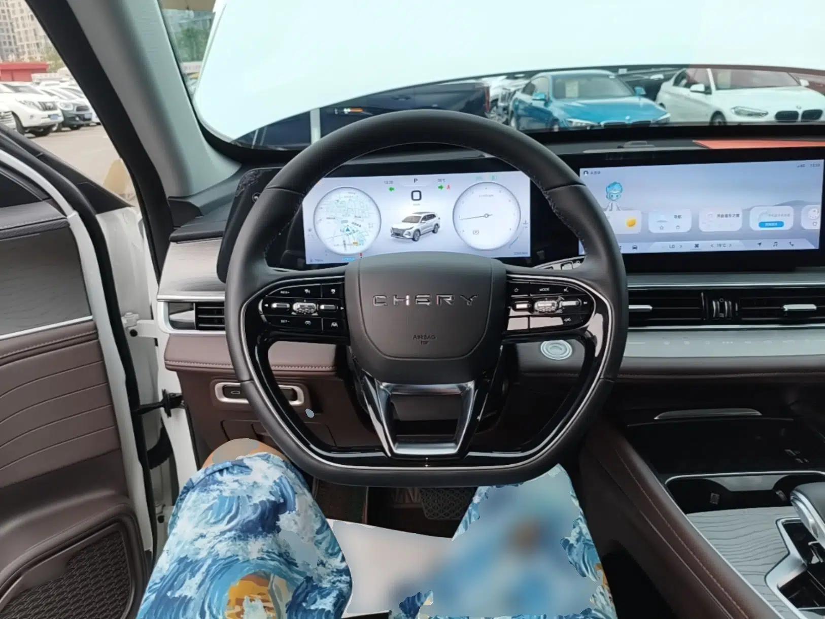 Chery Tiggo 8 PRO 2024 Champion Edition 390T Two-Wheel Drive Peak Version 5 Seats — миниатюра 18