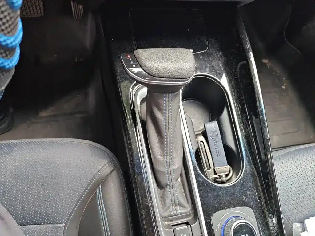 Buick Velite 6 2022 Plug-in Hybrid Connected Smart Edition — миниатюра 11
