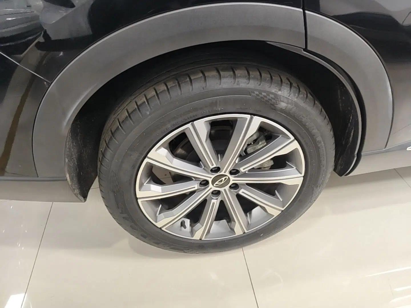 Chery Tiggo 8 L 2024 2.0T Two-Wheel Drive Comfort Edition 5 Seats — миниатюра 11