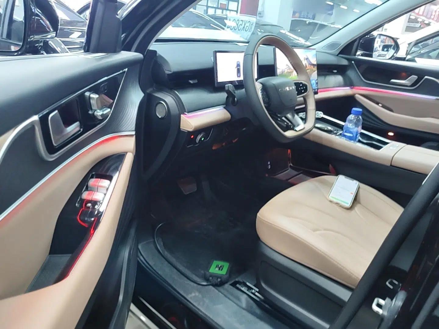 Chery Tiggo 8 L 2024 2.0T Two-Wheel Drive Comfort Edition 5 Seats — миниатюра 18