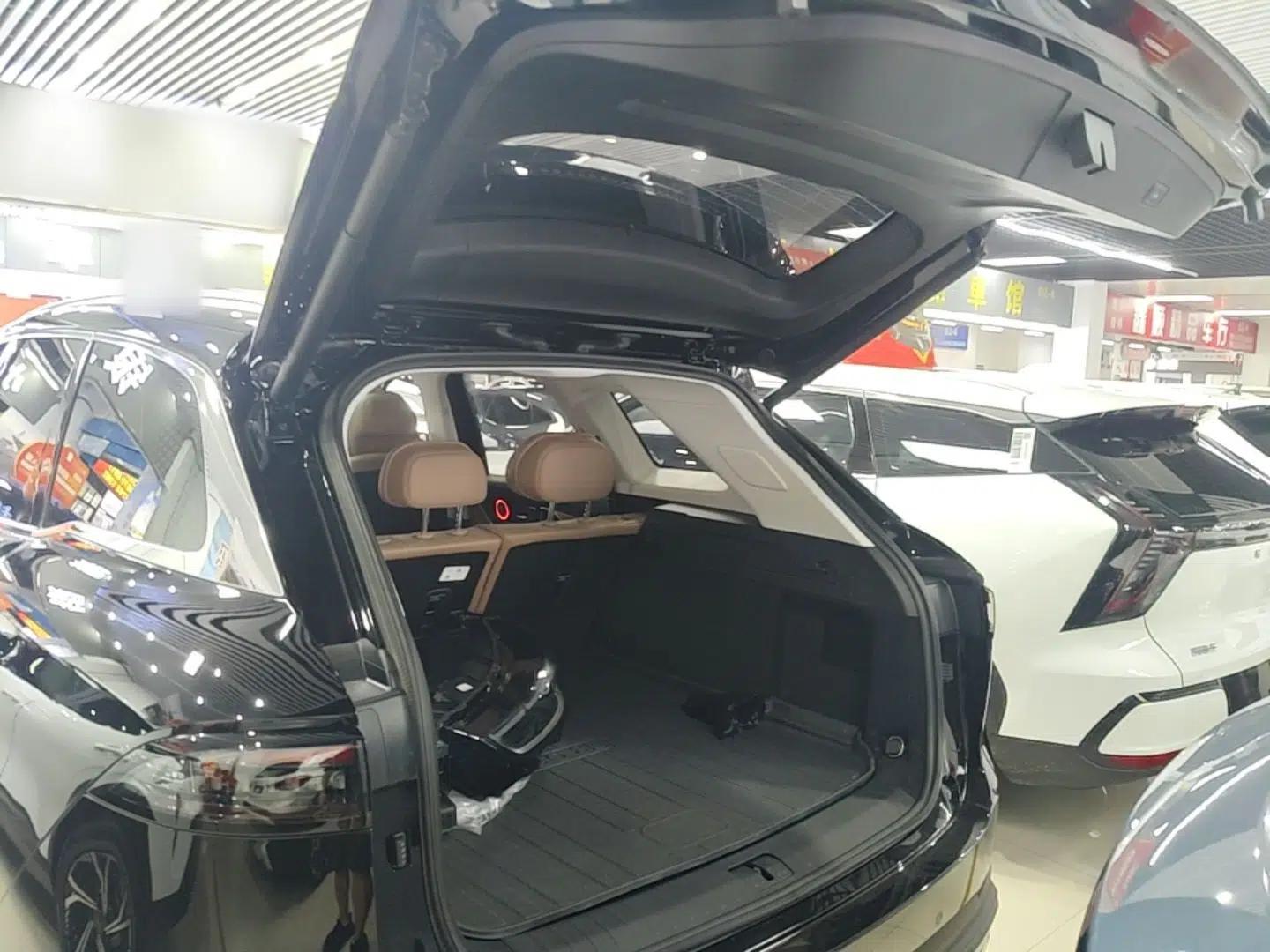 Chery Tiggo 8 L 2024 2.0T Two-Wheel Drive Comfort Edition 5 Seats — миниатюра 22