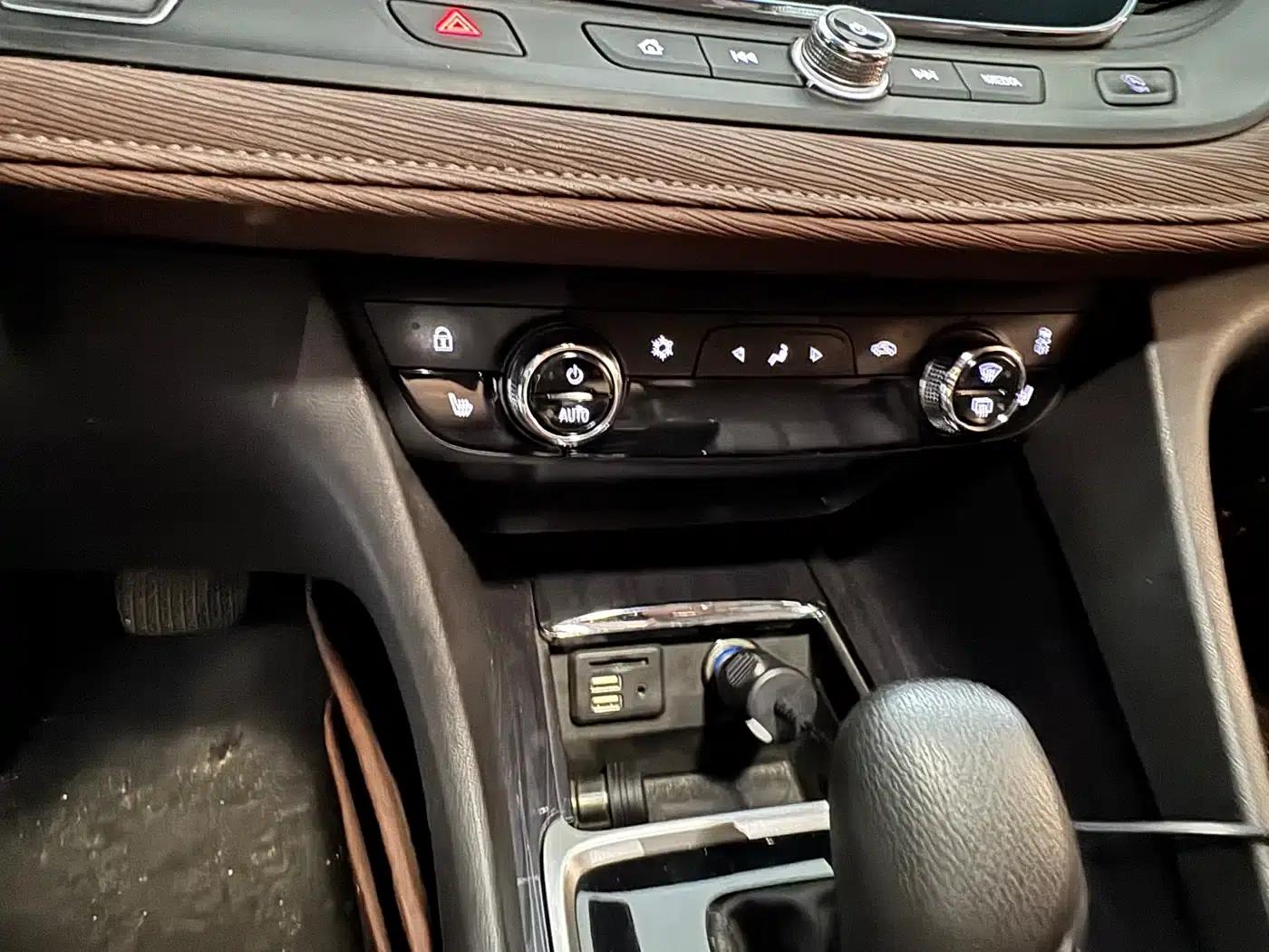 Buick GL6 2018 18T 6-seater Luxury — миниатюра 5