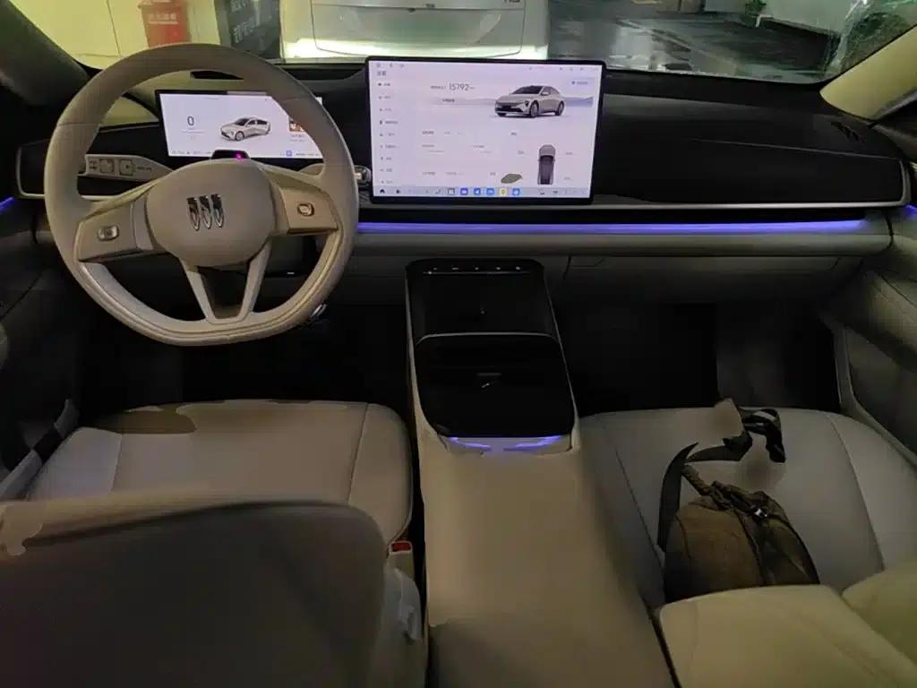 Buick Avenir 2025 — миниатюра 10