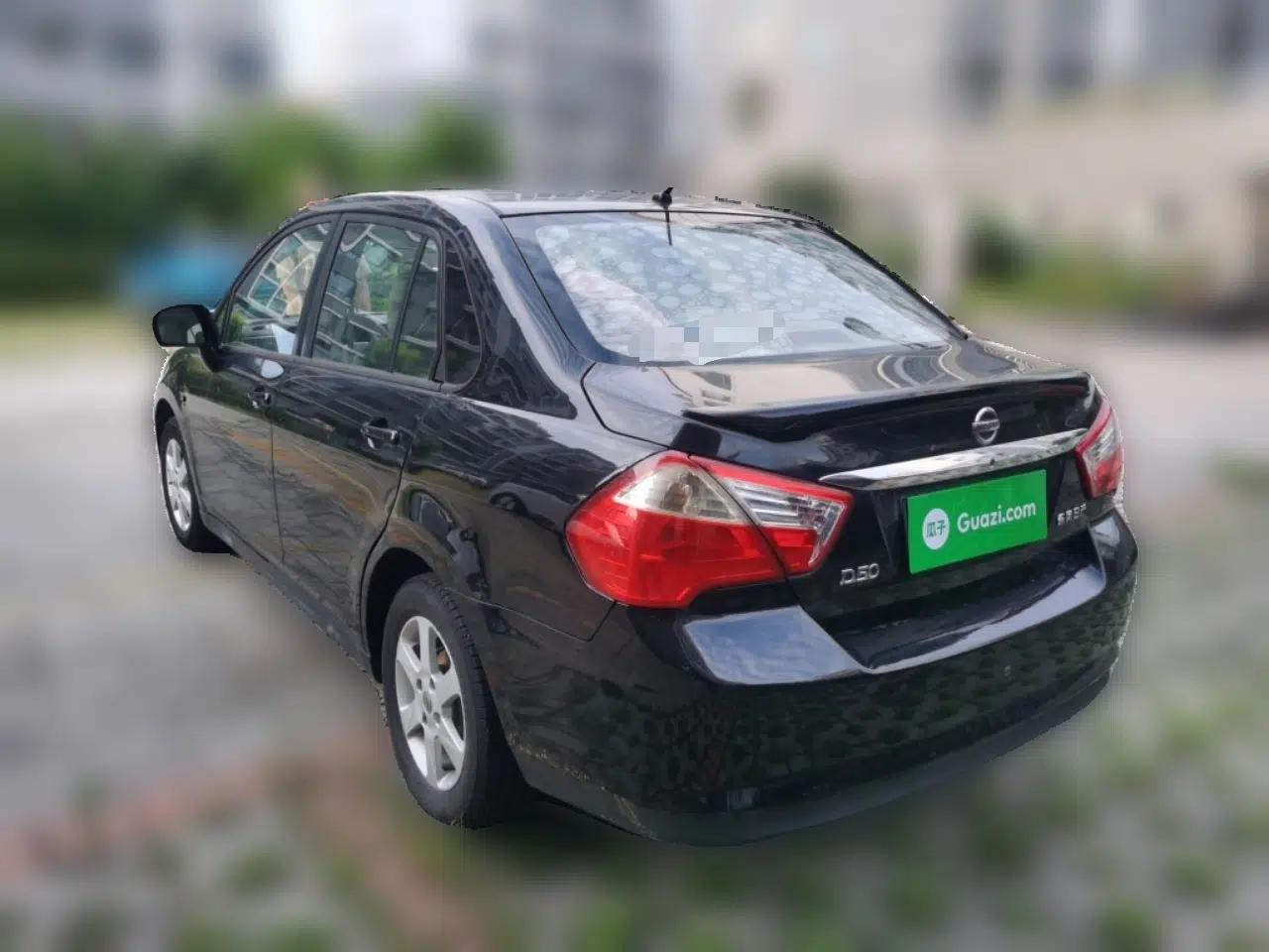Venucia D50 2013 1.6L Manual Luxury Edition — миниатюра 4