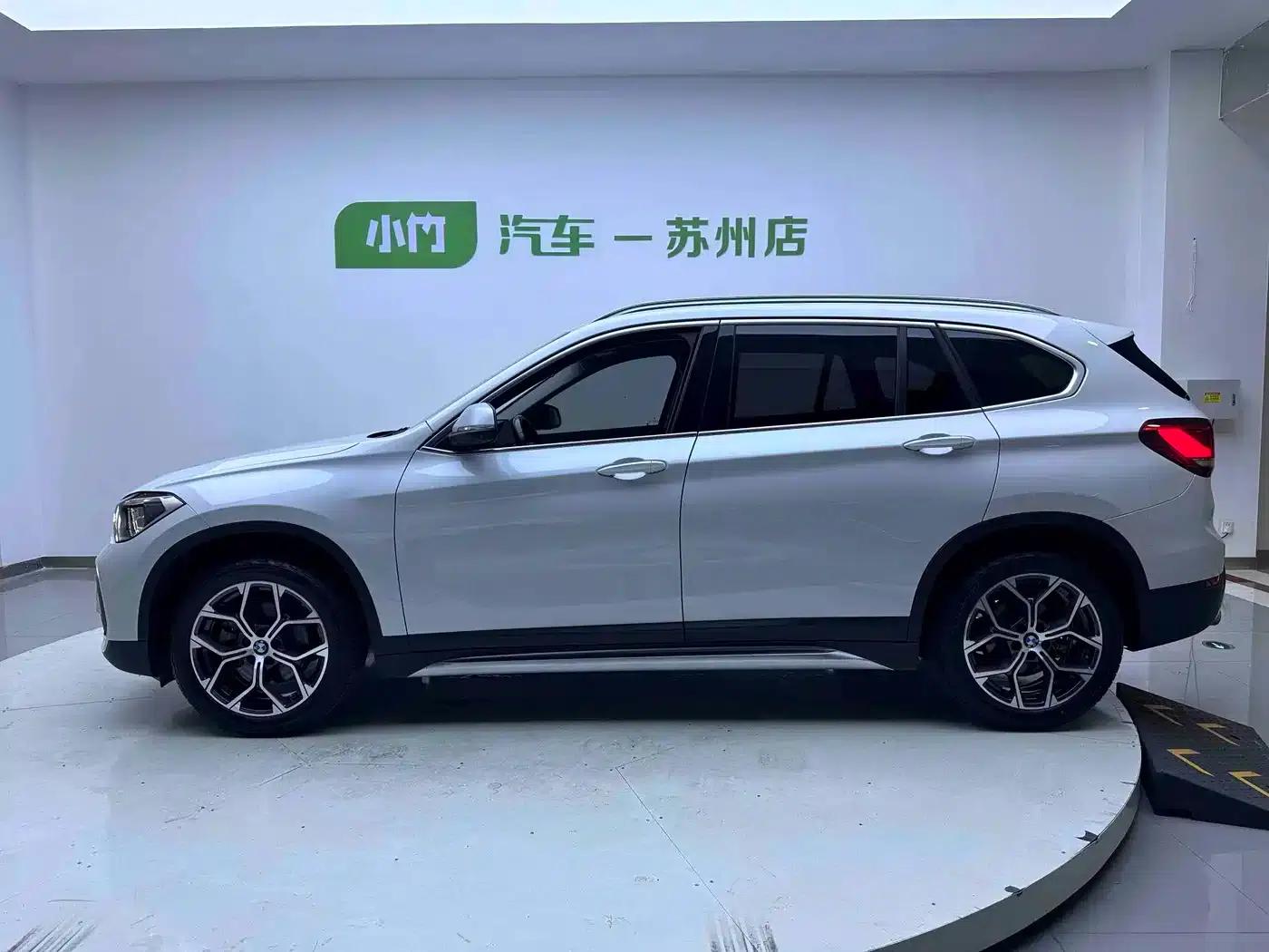 BMW X1 2022 sDrive20Li Premium — миниатюра 6