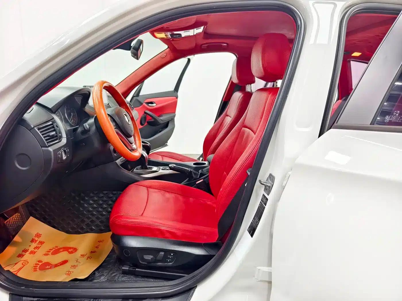 BMW X1 2014 sDrive18i Fashion Edition — миниатюра 11