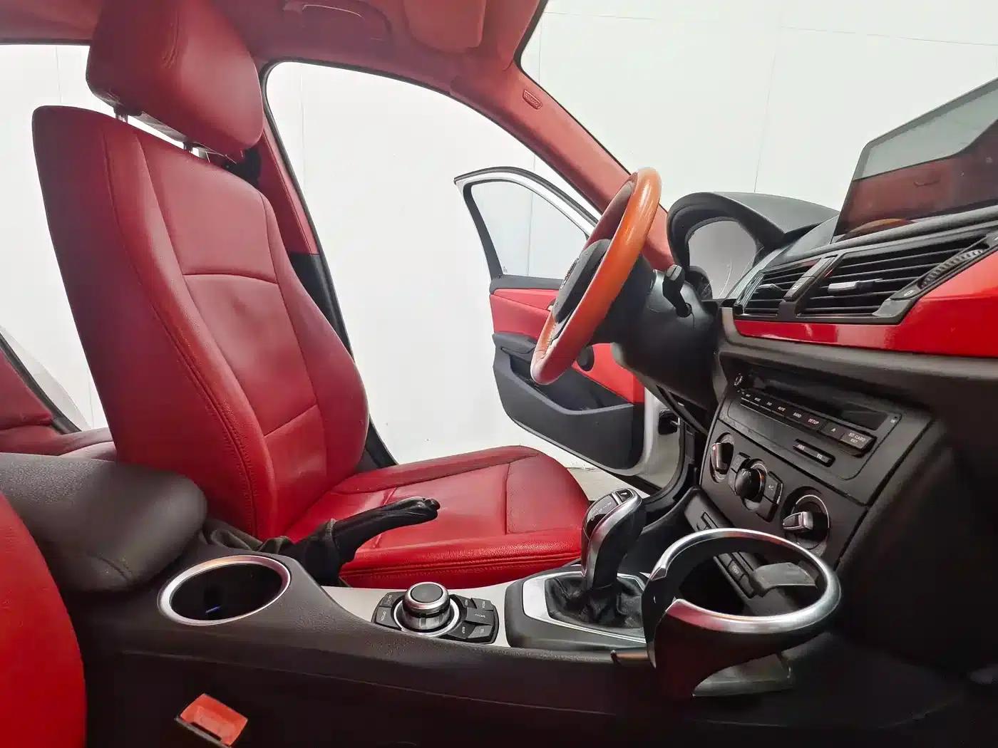 BMW X1 2014 sDrive18i Fashion Edition — миниатюра 15