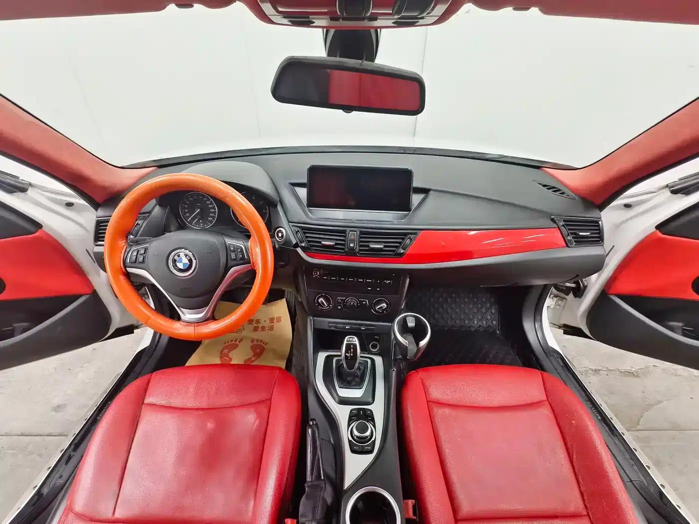 BMW X1 2014 sDrive18i Fashion Edition — миниатюра 9