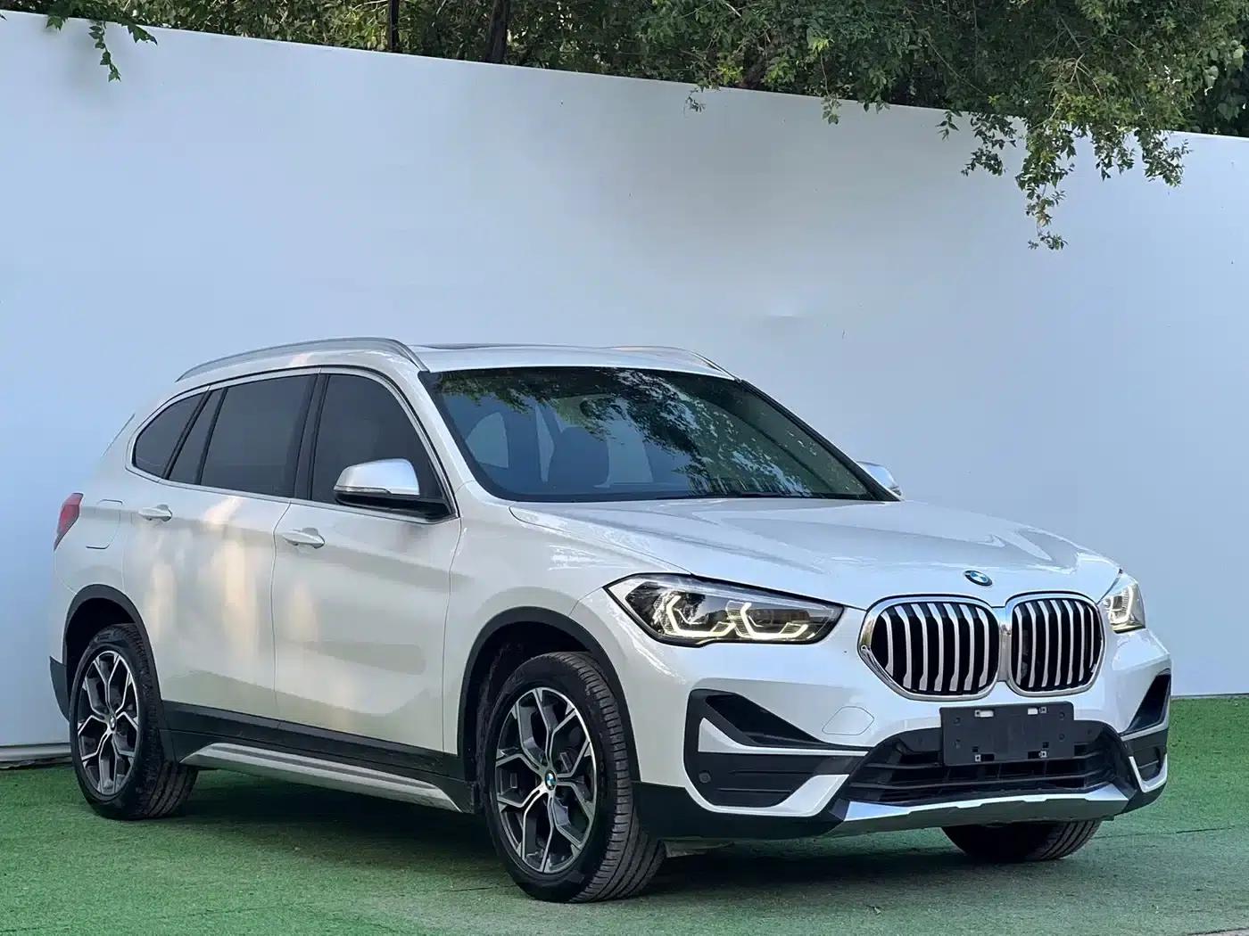 BMW X1 2022 xDrive25Li Premium — миниатюра 3