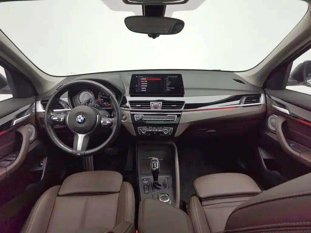 BMW X1 2022 sDrive25Li Leading Edition — миниатюра 5