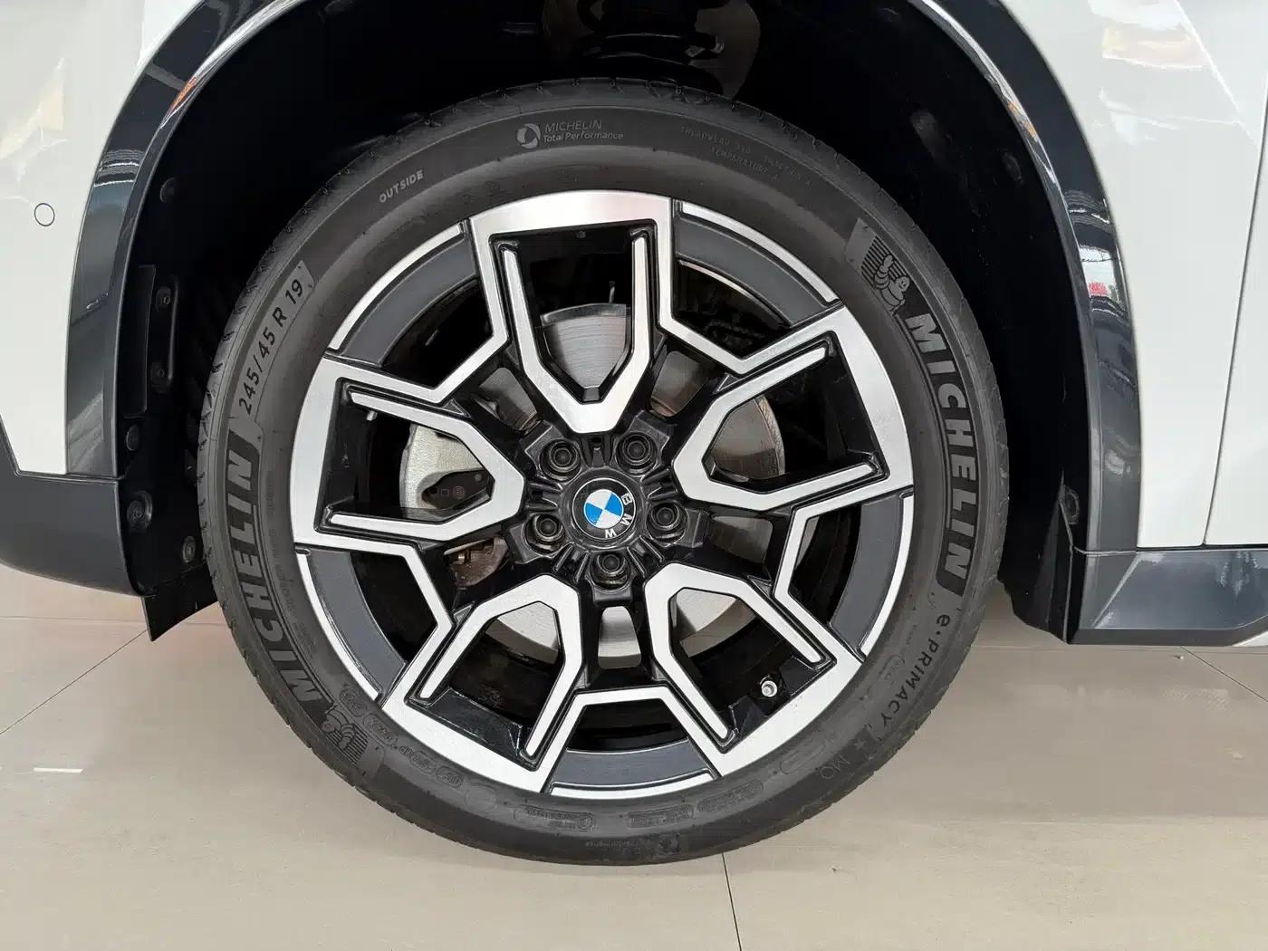 2023 BMW X1 sDrive25Li X Design Package — миниатюра 26