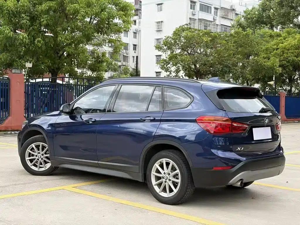 BMW X1 2019 sDrive18Li Fashion Edition — миниатюра 9