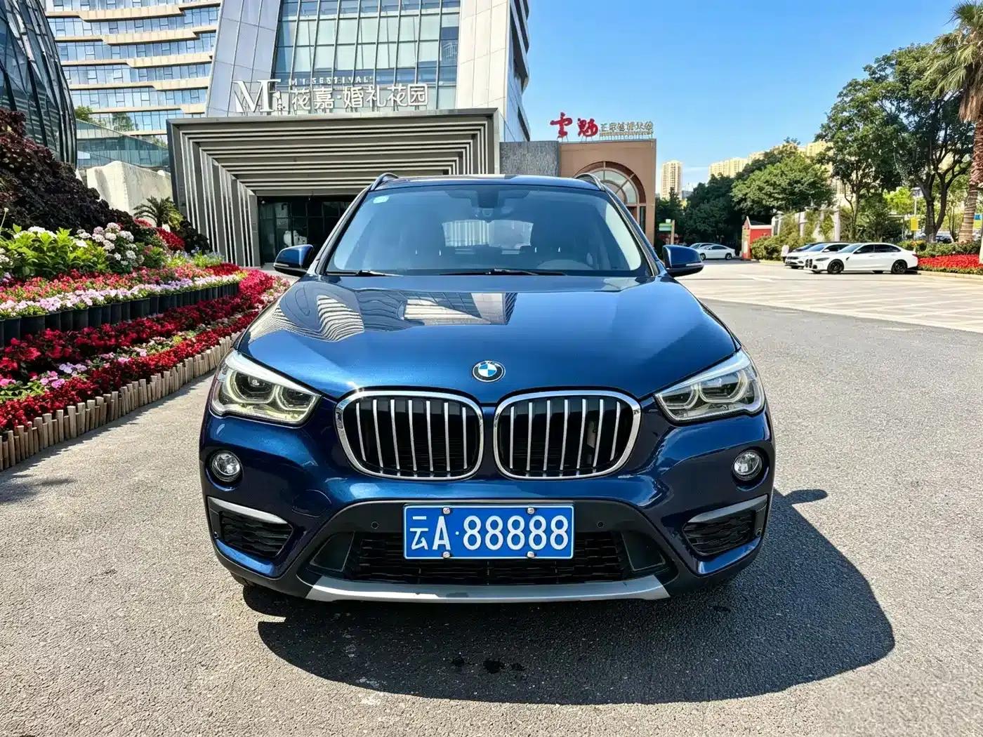 BMW X1 2016 sDrive18Li Premium — миниатюра 2