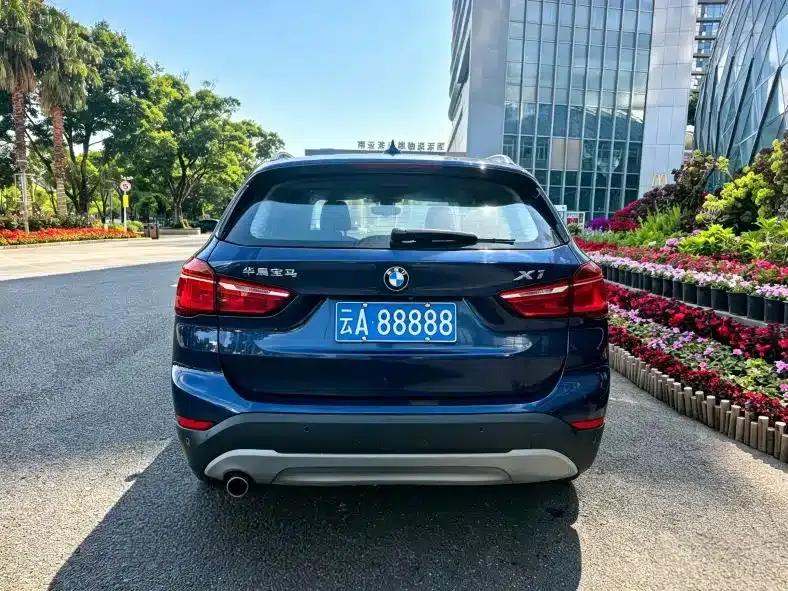 BMW X1 2016 sDrive18Li Premium — миниатюра 15