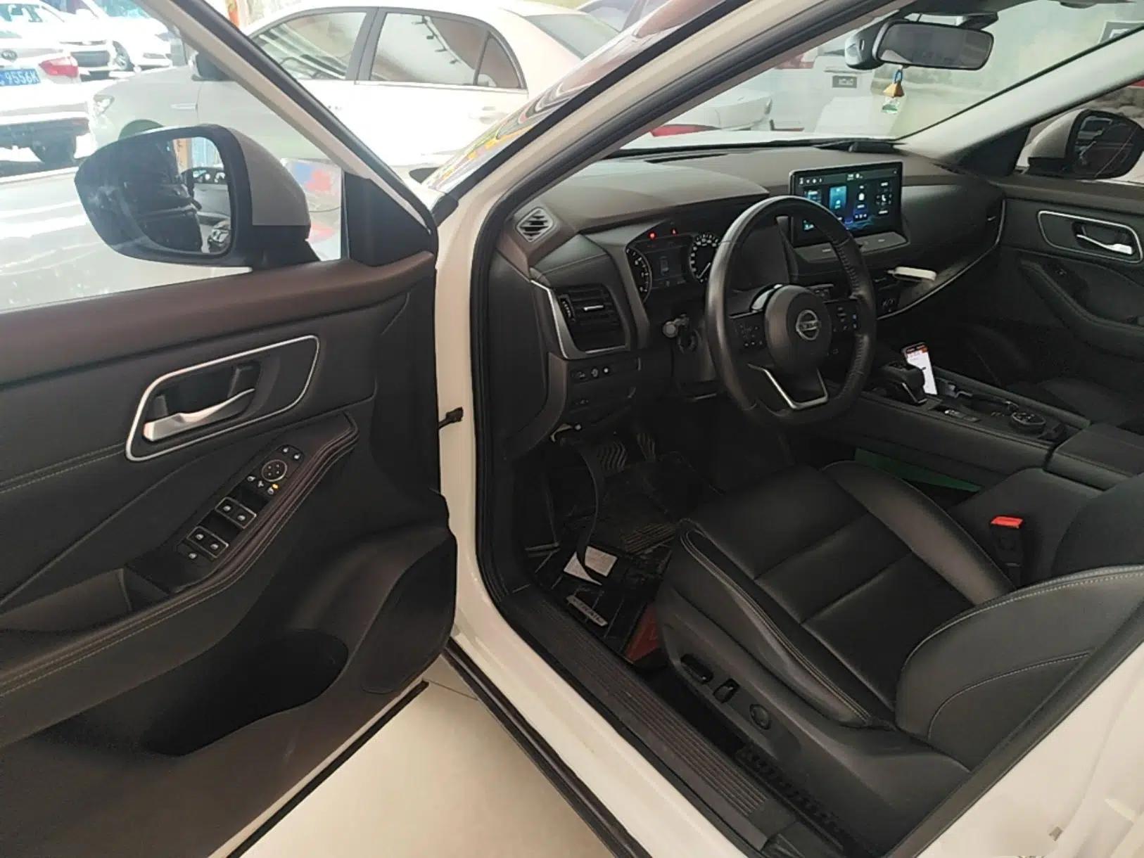 Nissan X-Trail 2021 VC-Turbo 300 CVT 4WD Luxury Edition — миниатюра 18