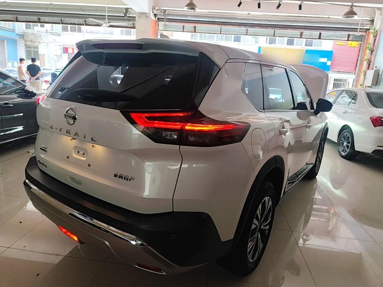 Nissan X-Trail 2021 VC-Turbo 300 CVT 4WD Luxury Edition — миниатюра 6