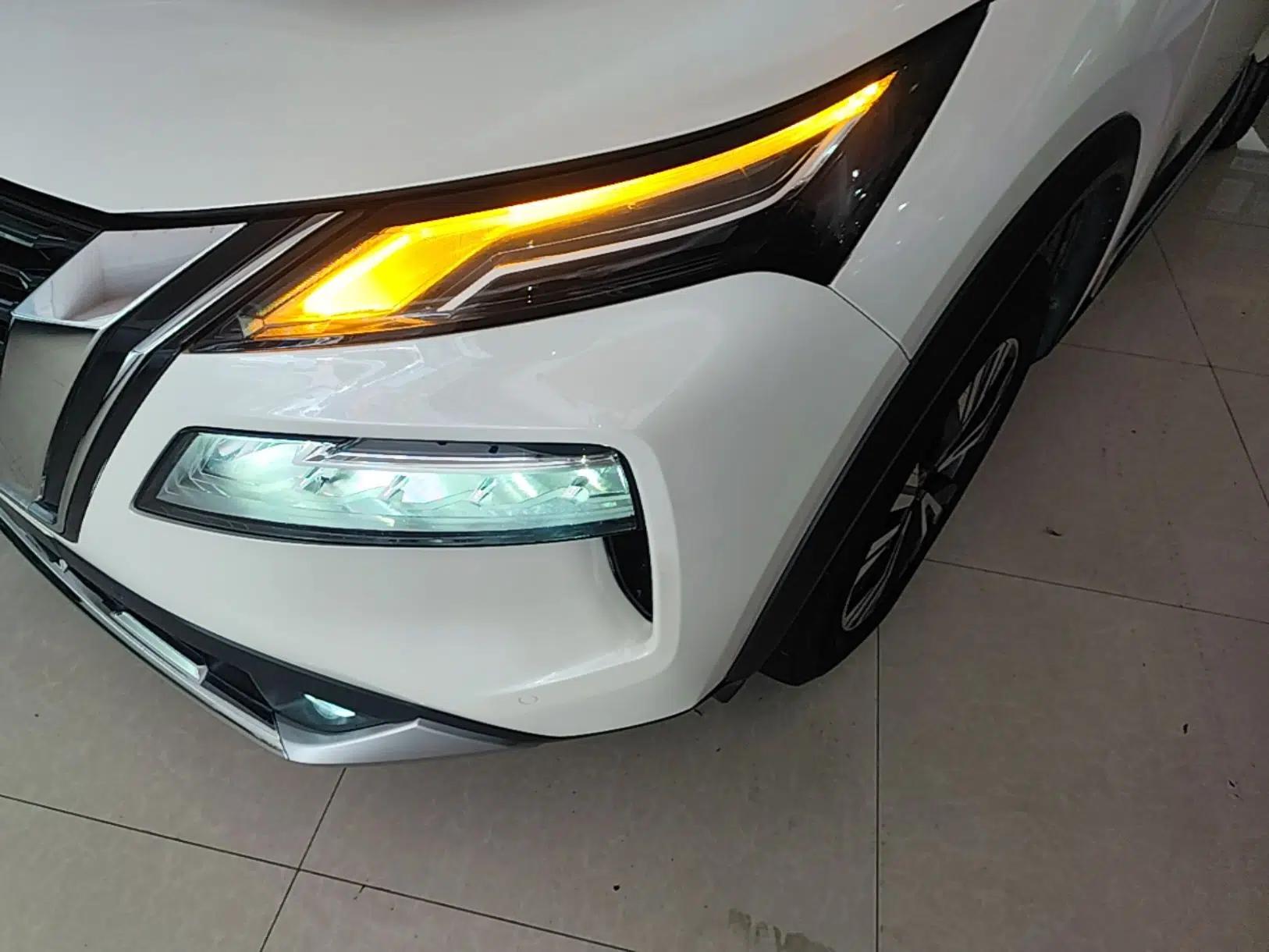 Nissan X-Trail 2021 VC-Turbo 300 CVT 4WD Luxury Edition — миниатюра 8
