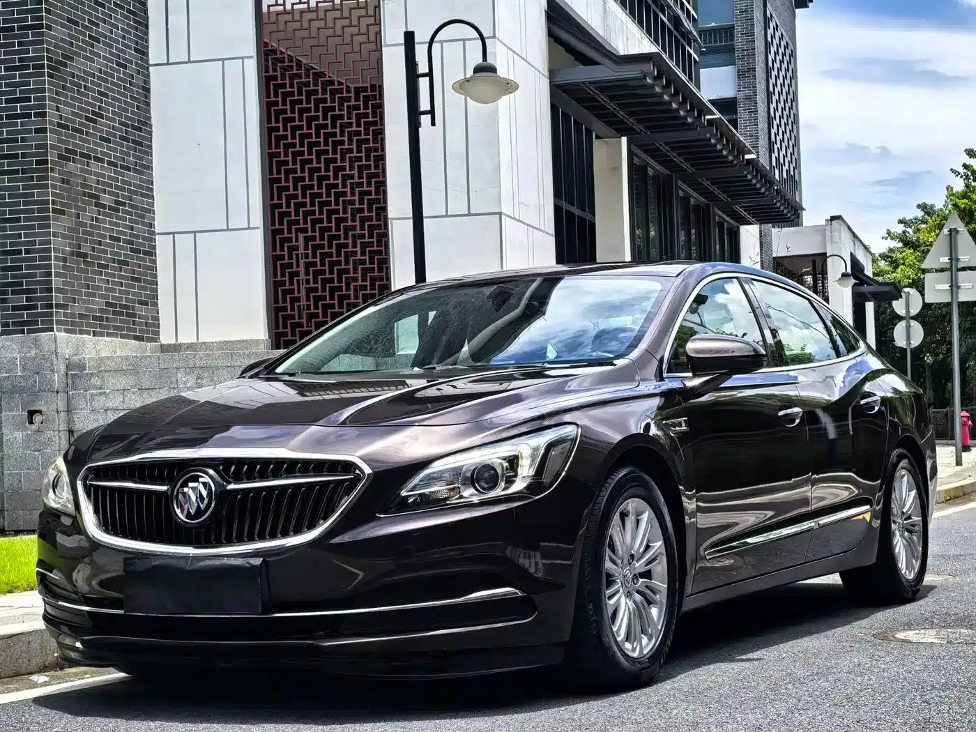 Buick LaCrosse 2016 Facelift 20T Leading Edition — миниатюра 1