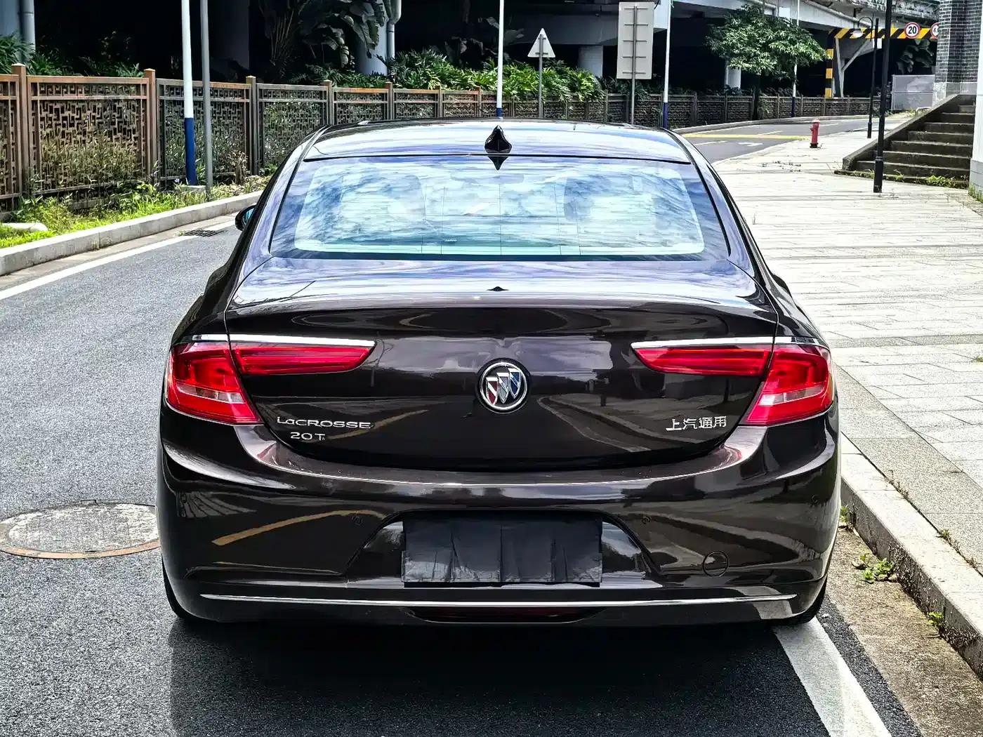 Buick LaCrosse 2016 Facelift 20T Leading Edition — миниатюра 12