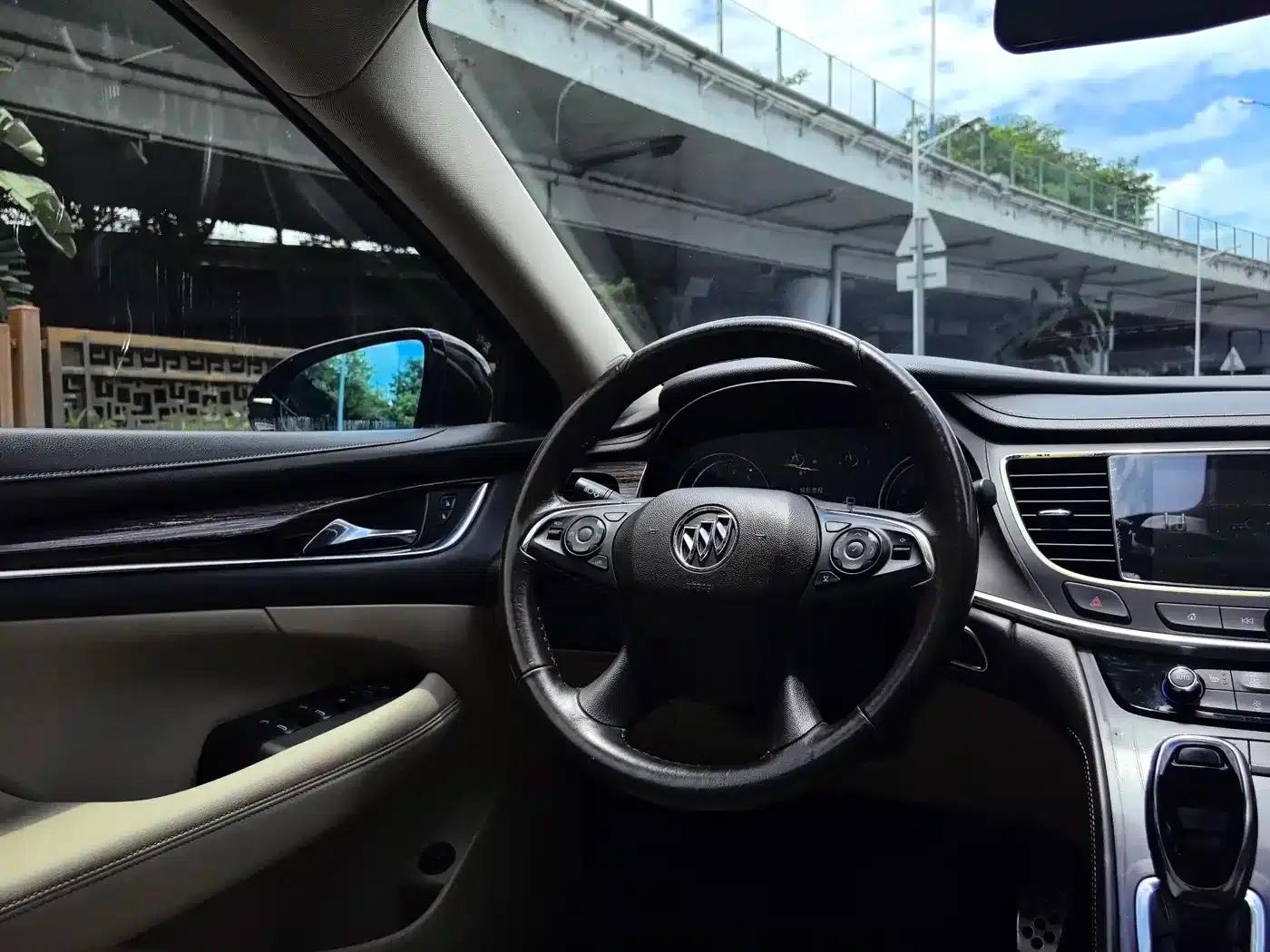 Buick LaCrosse 2016 Facelift 20T Leading Edition — миниатюра 28