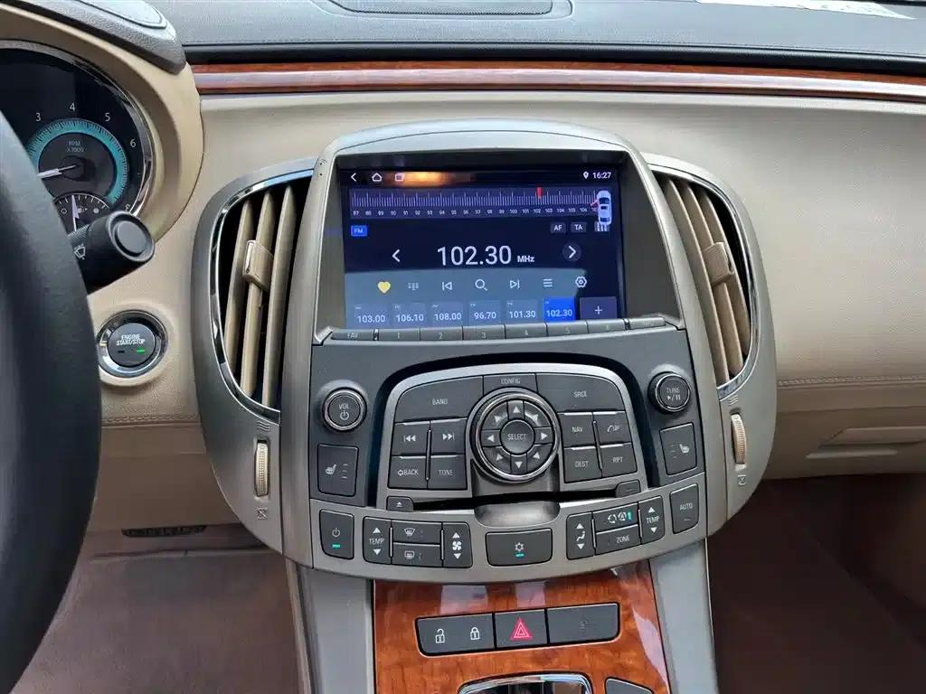 Buick LaCrosse 2012 2.4L SIDI Luxury Edition — миниатюра 12