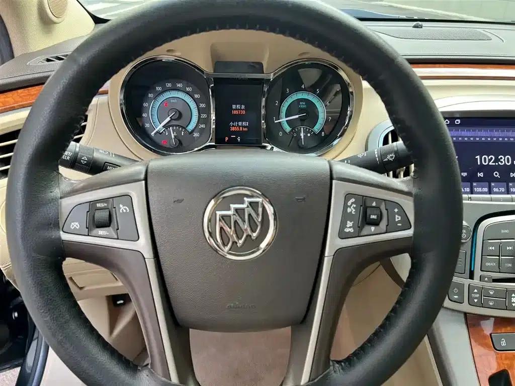 Buick LaCrosse 2012 2.4L SIDI Luxury Edition — миниатюра 13