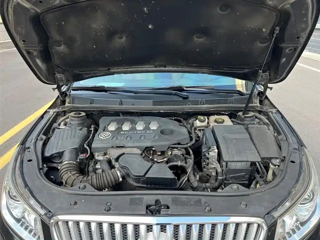 Buick LaCrosse 2012 2.4L SIDI Luxury Edition — миниатюра 15