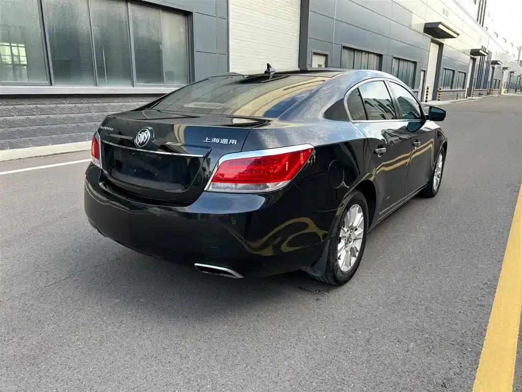 Buick LaCrosse 2012 2.4L SIDI Luxury Edition — миниатюра 4