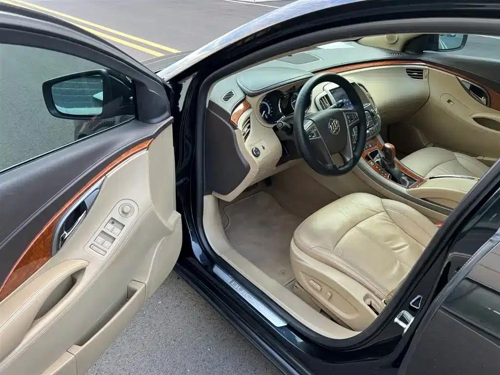 Buick LaCrosse 2012 2.4L SIDI Luxury Edition — миниатюра 6