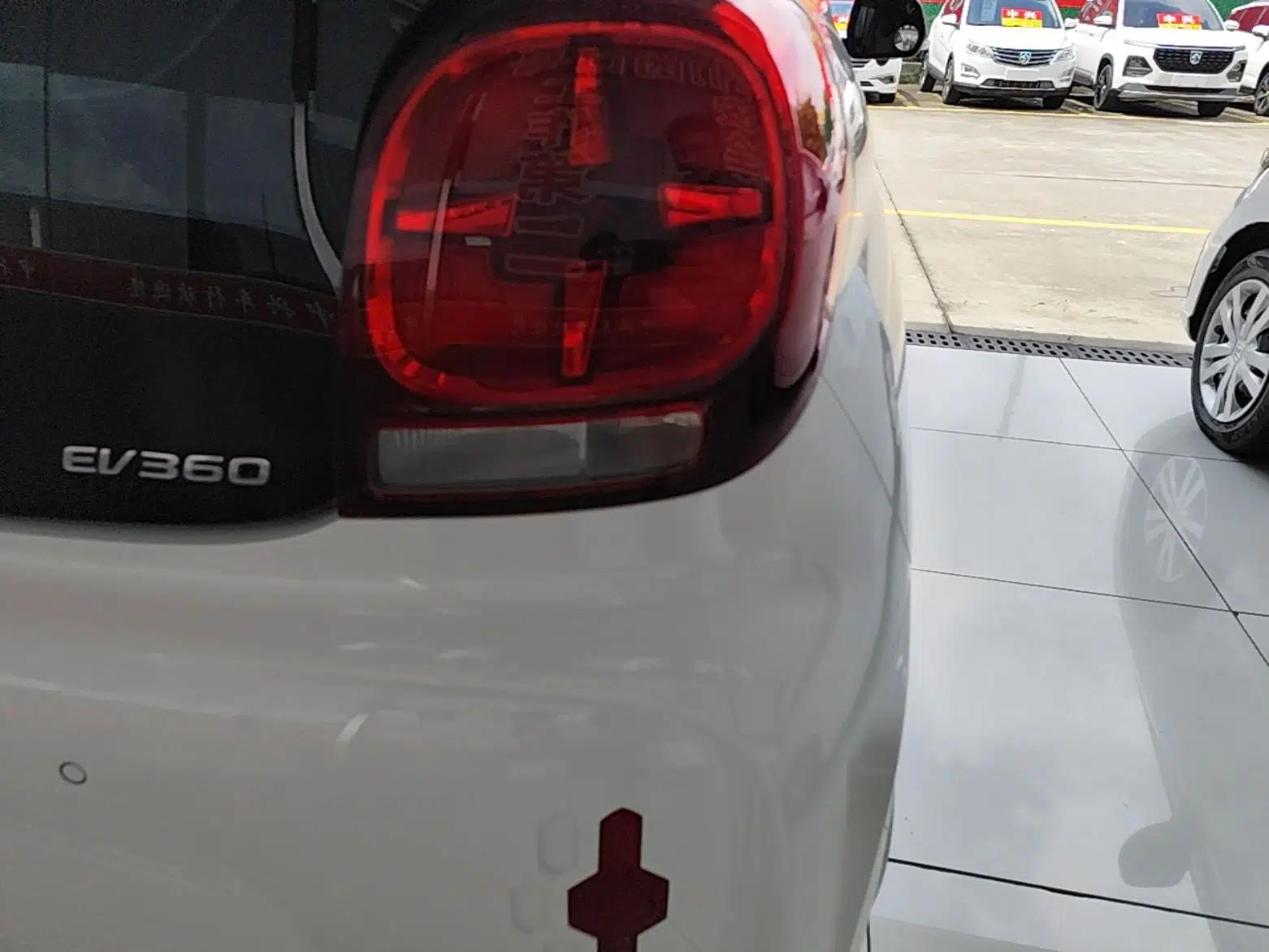 Roewe Clever 2021 302 km New Four-Seater Super-Efficient Version — миниатюра 9